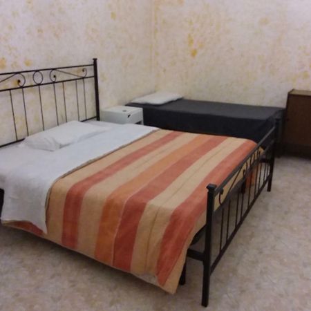 Отель Residenza Laterano Рим Экстерьер фото